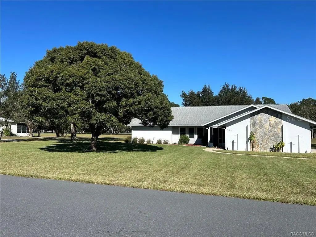 515 E Falconry Court, Hernando