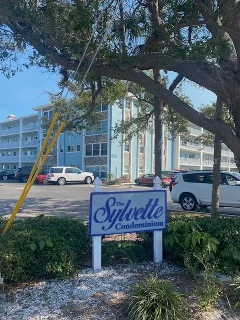 300 64th Avenue 117, ST PETE BEACH