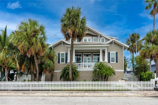 107 10th Avenue, ST PETE BEACH