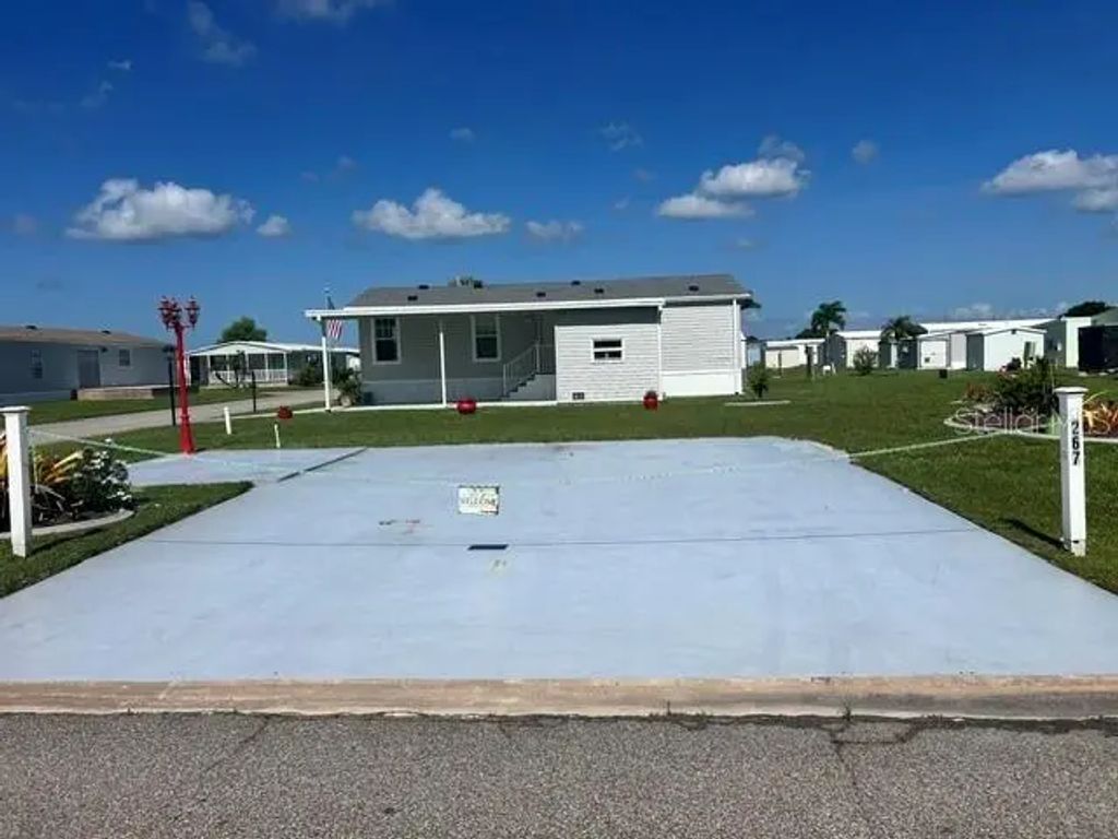 267 Dolphin Pkwy, PUNTA GORDA
