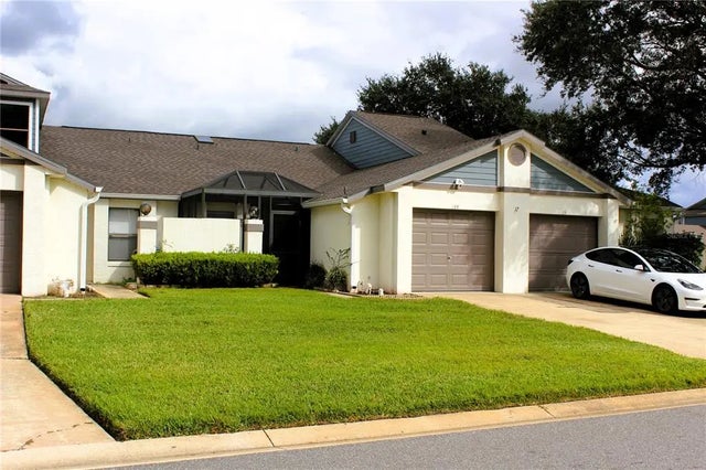 149 Lakepointe Circle, KISSIMMEE