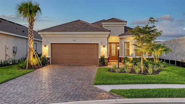 16423 Isola Place, LAKEWOOD RANCH