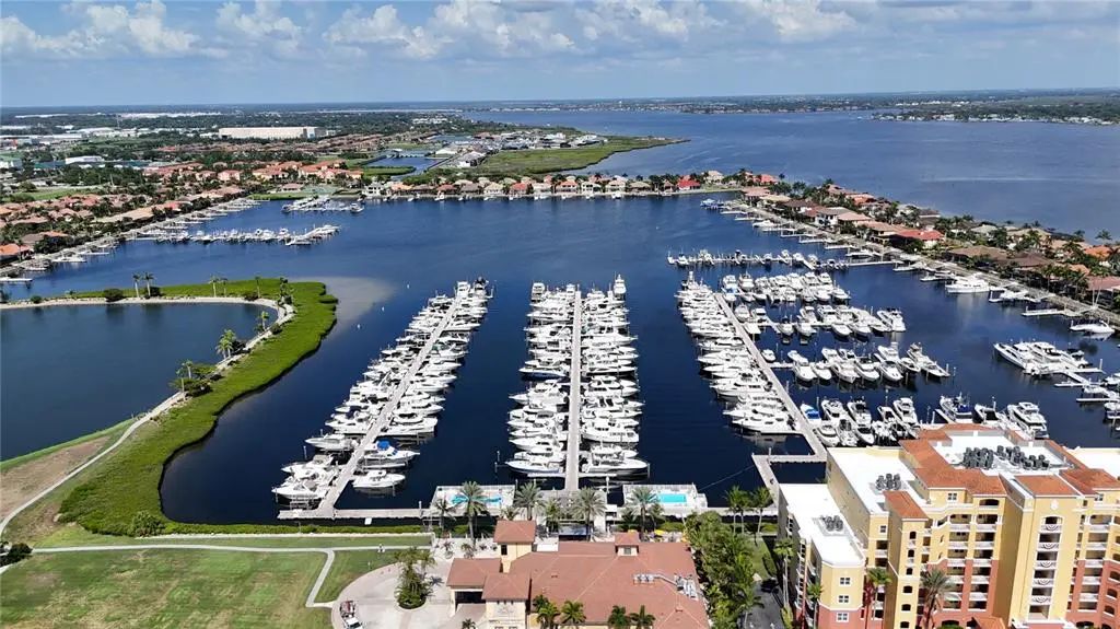 102 Riviera Dunes Way N-13, PALMETTO