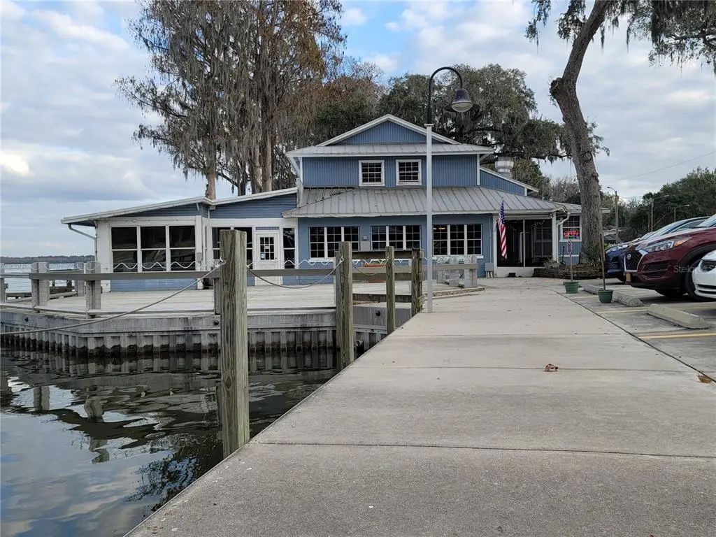 704 S Lakeshore Boulevard, HOWEY IN THE HILLS