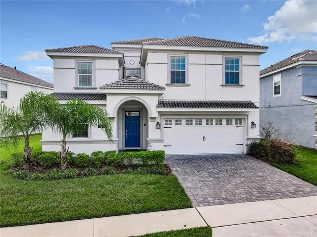 8814 Interlocking Court, DAVENPORT