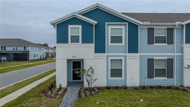 4250 Lana Avenue, DAVENPORT