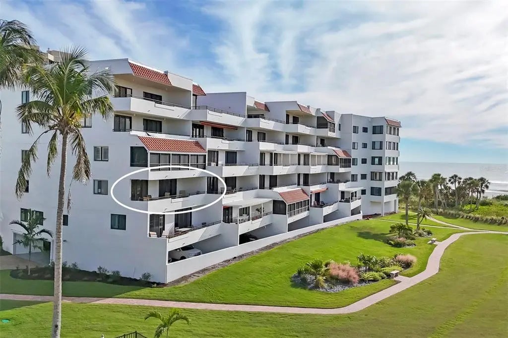 1425 Gulf Of Mexico Drive 208, LONGBOAT KEY