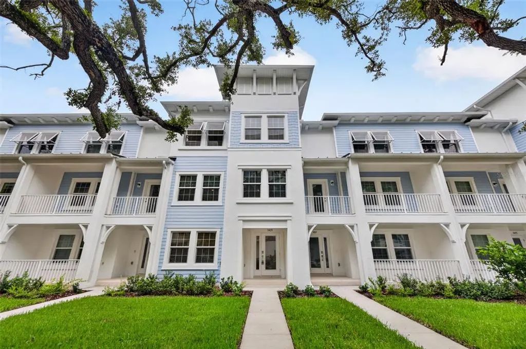 1439 West Chestnut Street, TAMPA