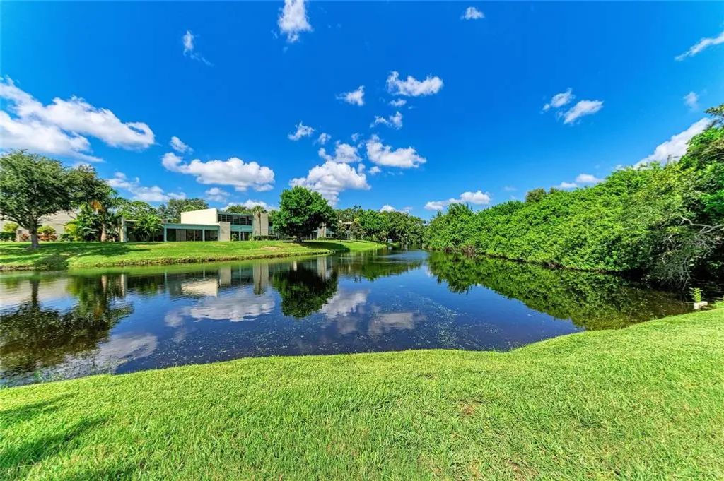 812 Spring Lakes Blvd., BRADENTON