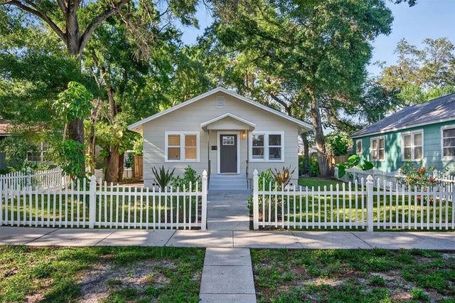 2121 7th Avenue N, ST PETERSBURG