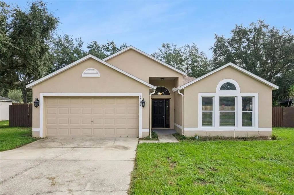 1612 Muir Circle, CLERMONT