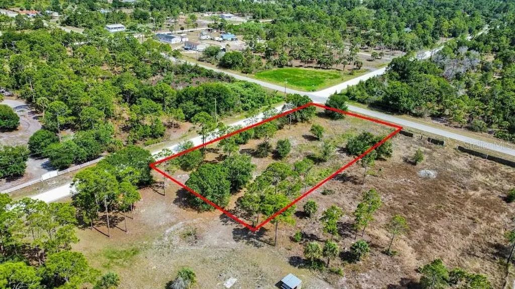 593 Hunting Club Avenue, CLEWISTON