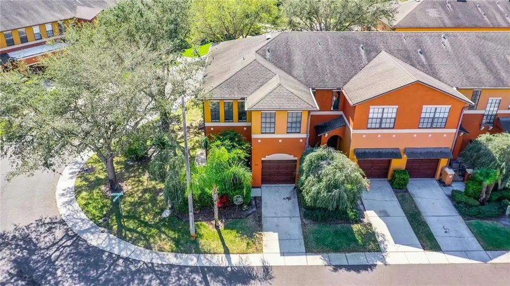 1019 Blackwater Drive, WESLEY CHAPEL