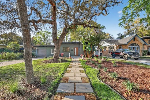 1213 E Clifton Street, TAMPA