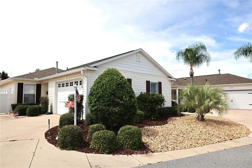 17760 Se 84th Peyton Court, THE VILLAGES