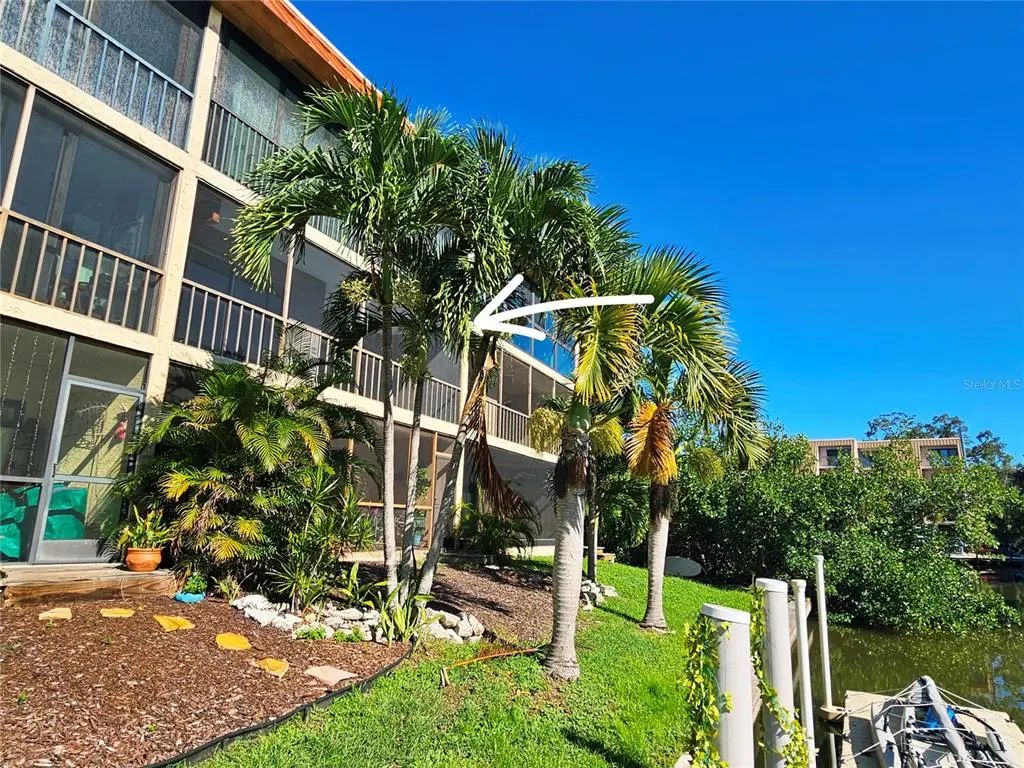 1650 Pine Tree Lane 204, SARASOTA