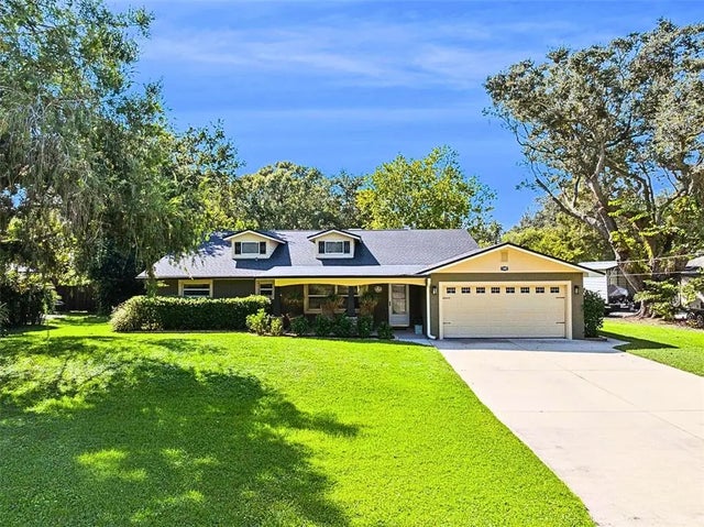 100 Temple Grove Drive, WINTER GARDEN