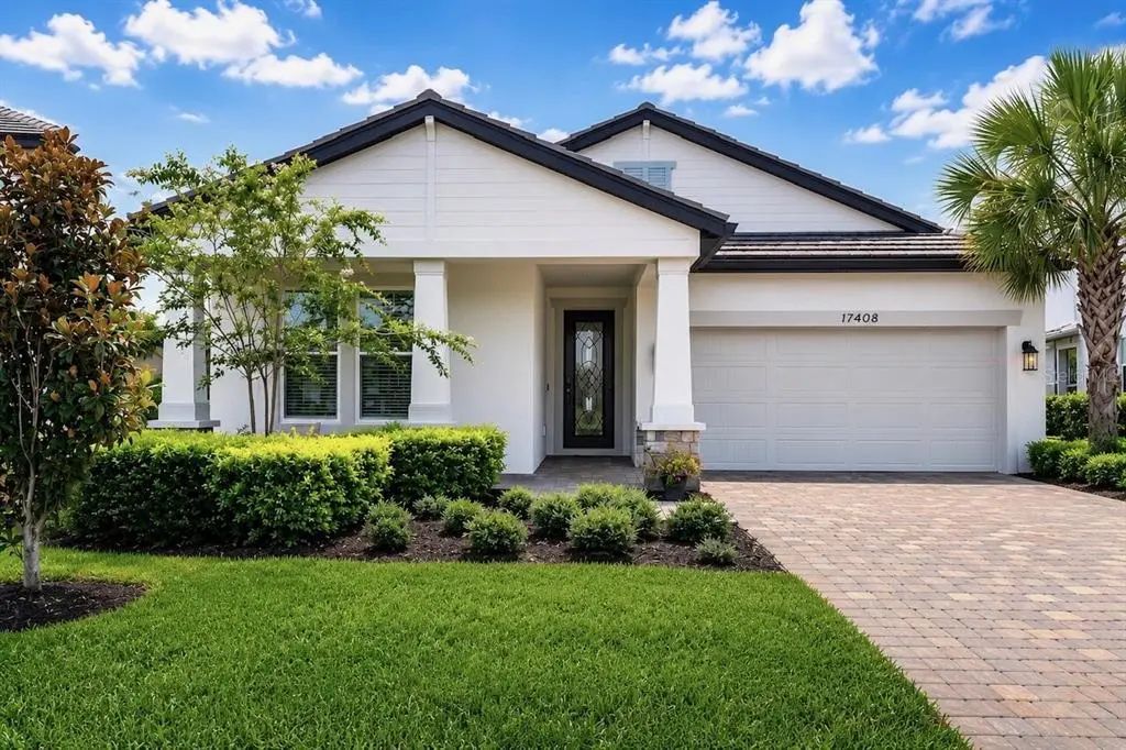 17408 Savory Mist Circle, LAKEWOOD RANCH