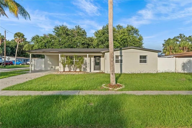 5625 Gateway Drive, TAMPA