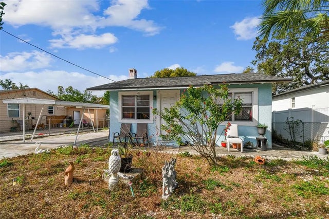 8416 N Semmes Street, TAMPA