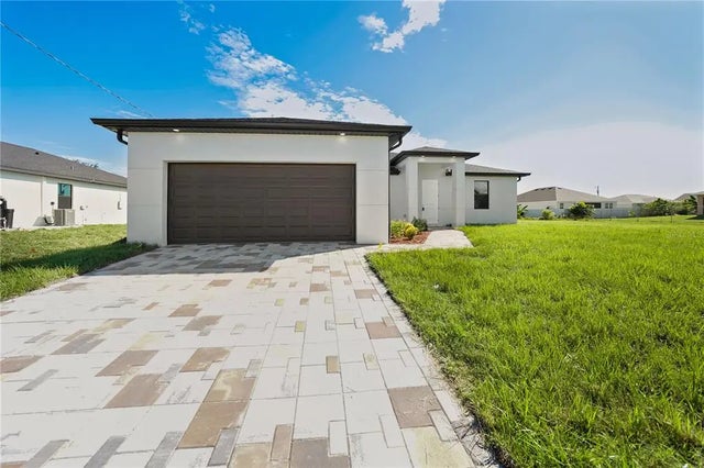 2458 Nw 9th Terrace, CAPE CORAL