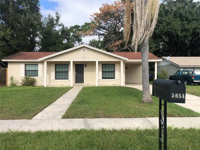 5654 Pinerock Road, ORLANDO