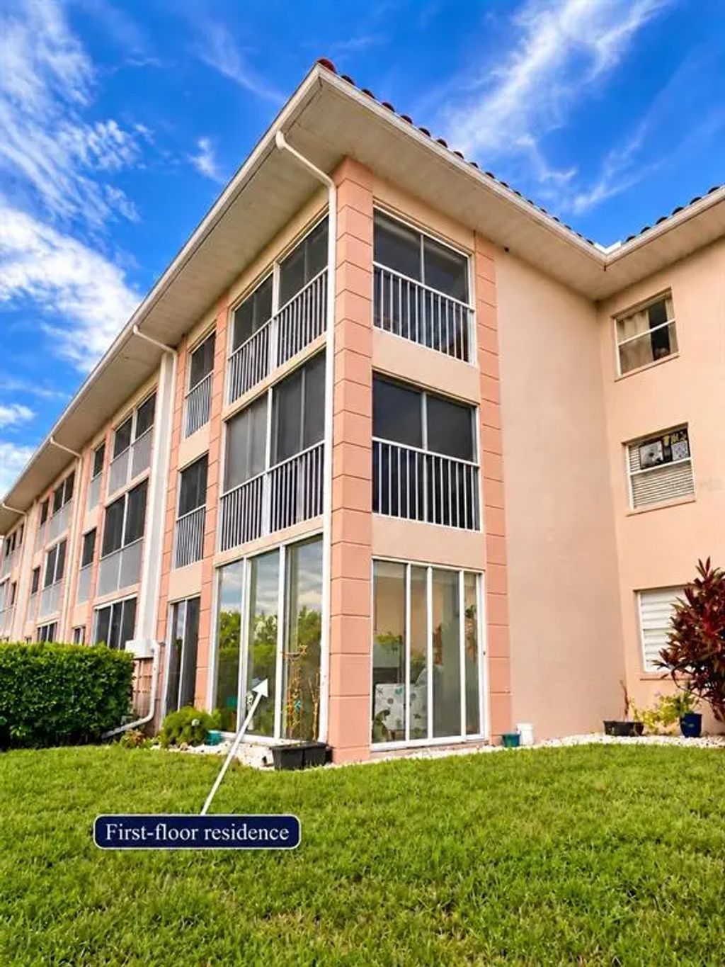 6501 Stone River Road 104, BRADENTON