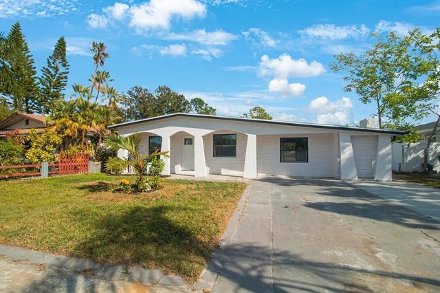 6318 S Renellie Court, TAMPA