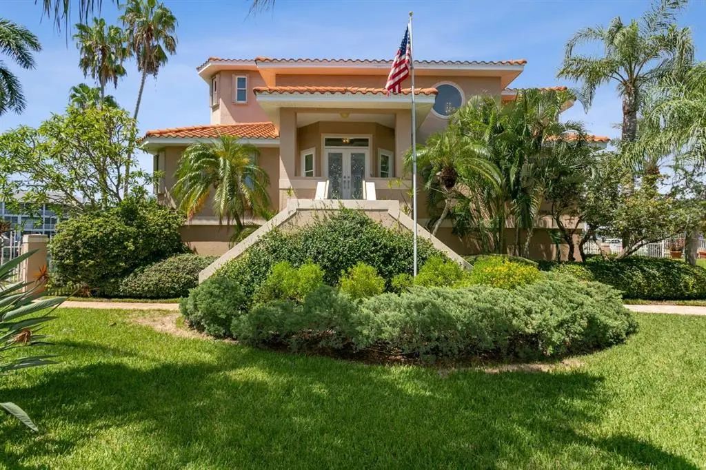 205 6th Street E, TIERRA VERDE