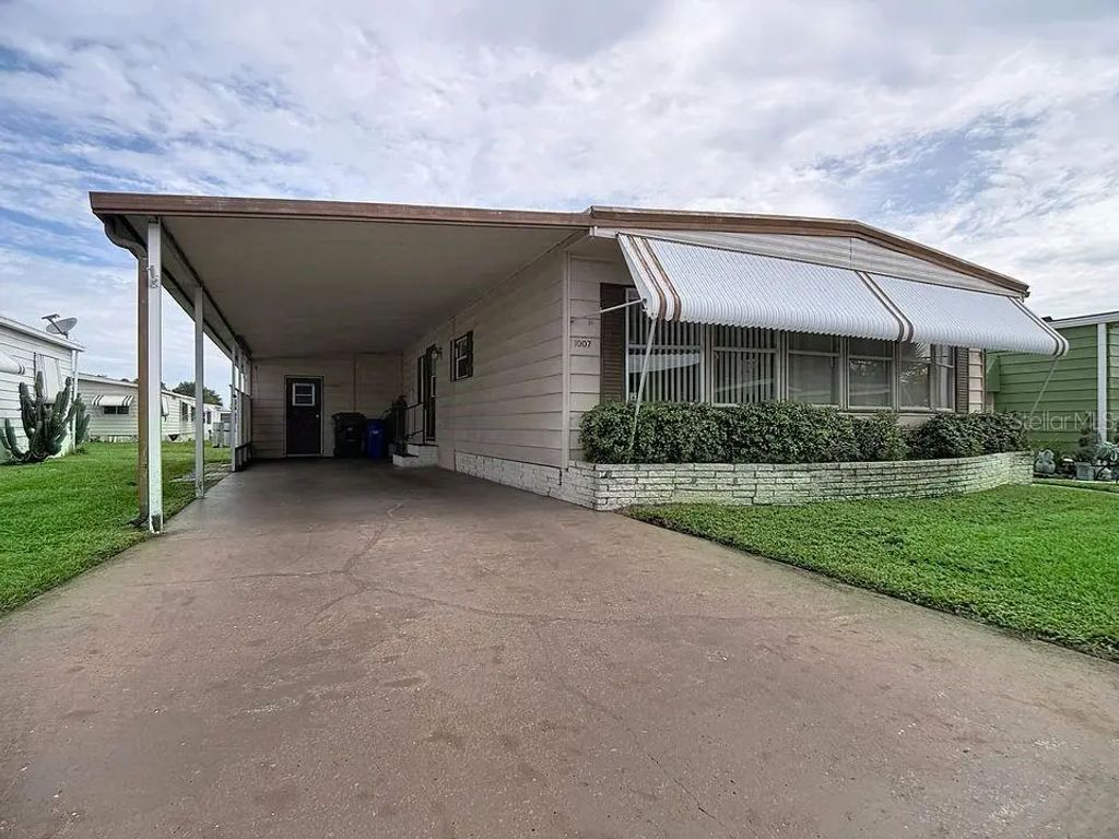 1007 Forest Lake Drive, LAKELAND