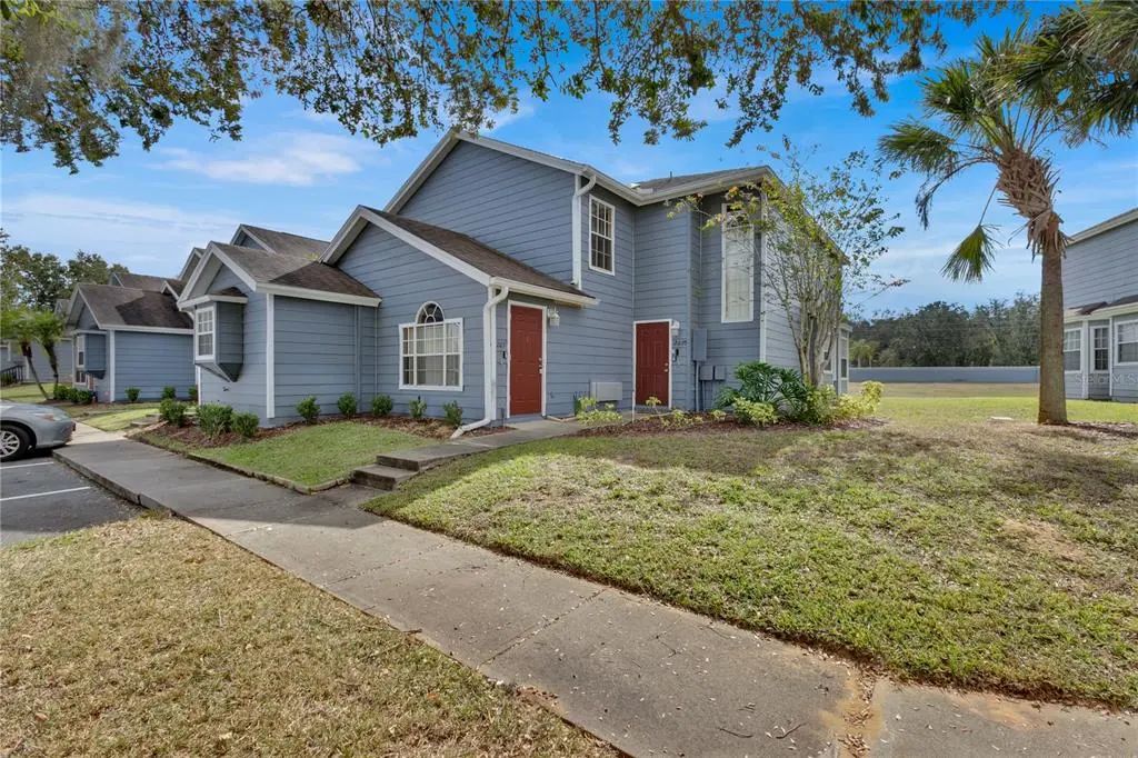 203 Coco Plum Drive Front, DAVENPORT