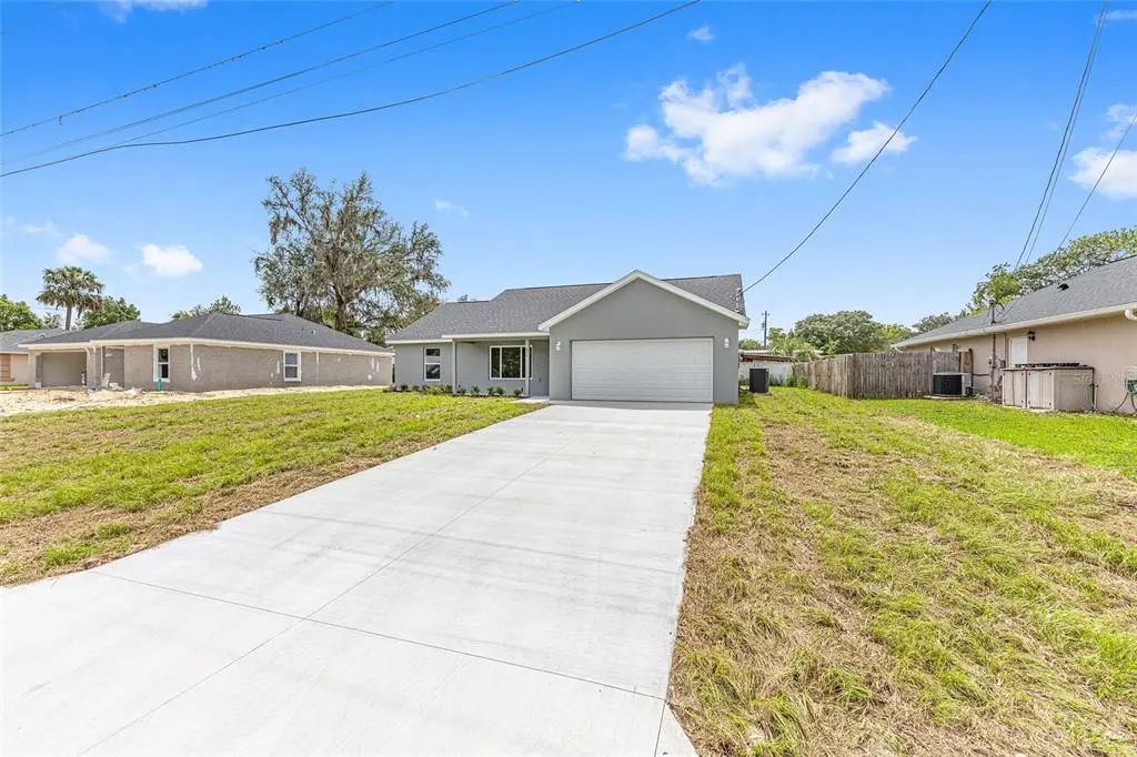 654 Ne 130th Court, SILVER SPRINGS
