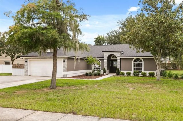 13031 Scottish Pine Lane, CLERMONT