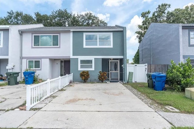 2751 S Pines Drive 10, LARGO