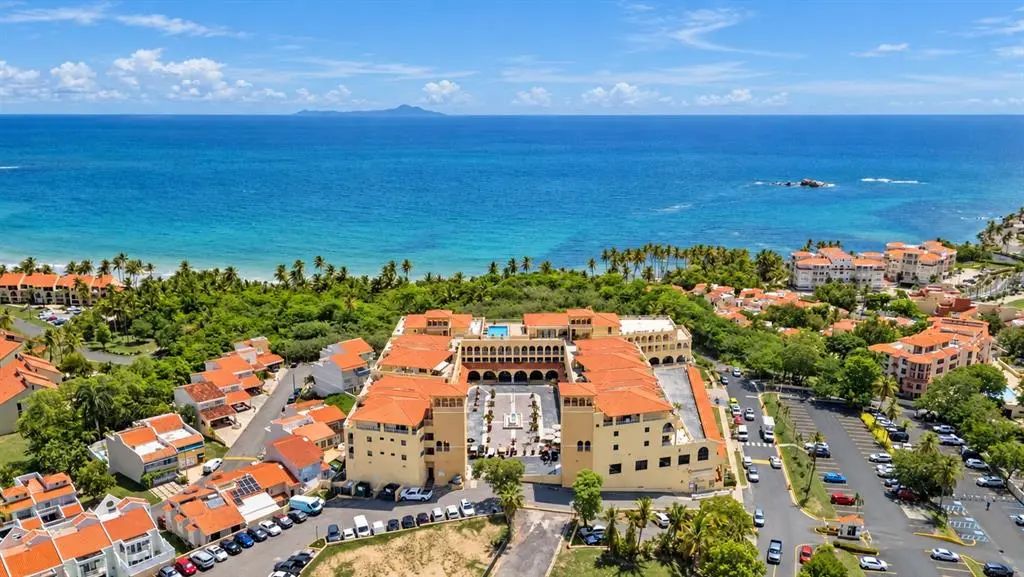 295 Palmas Inn Rd 220, HUMACAO