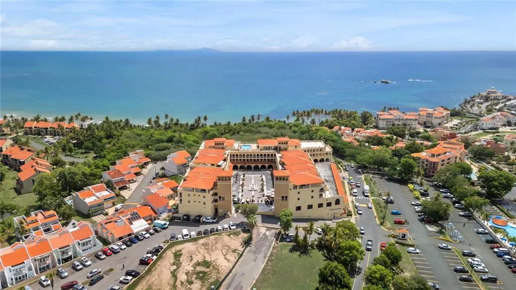 295 Palmas Inn Rd 220, HUMACAO
