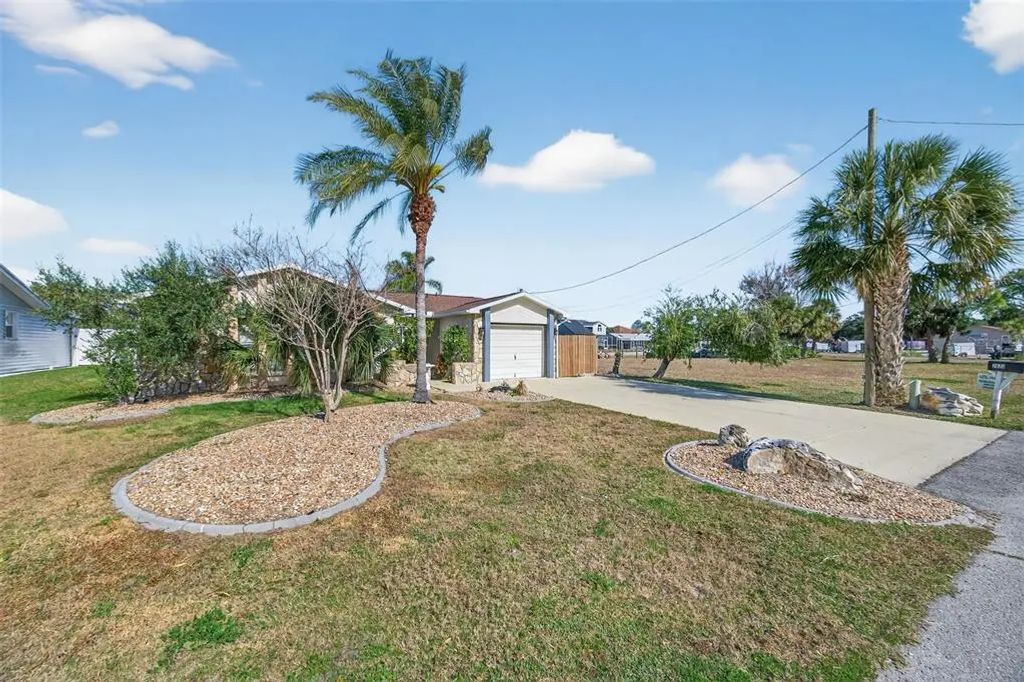 7623 Mako Drive, HUDSON