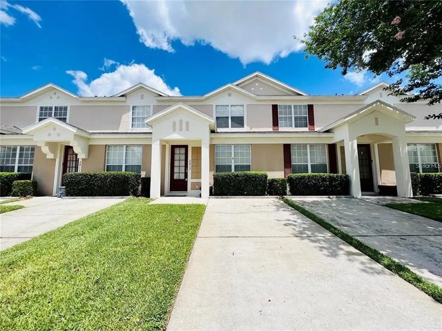 2413 Silver Palm Drive, KISSIMMEE