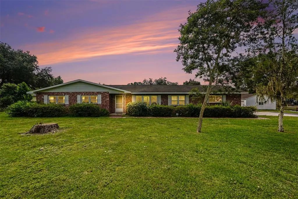 39800 County Road 54, ZEPHYRHILLS