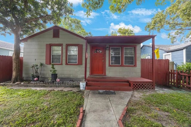 2454 6th Avenue N, ST PETERSBURG