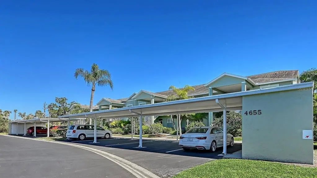 4655 Tower Hill Lane 2422, SARASOTA