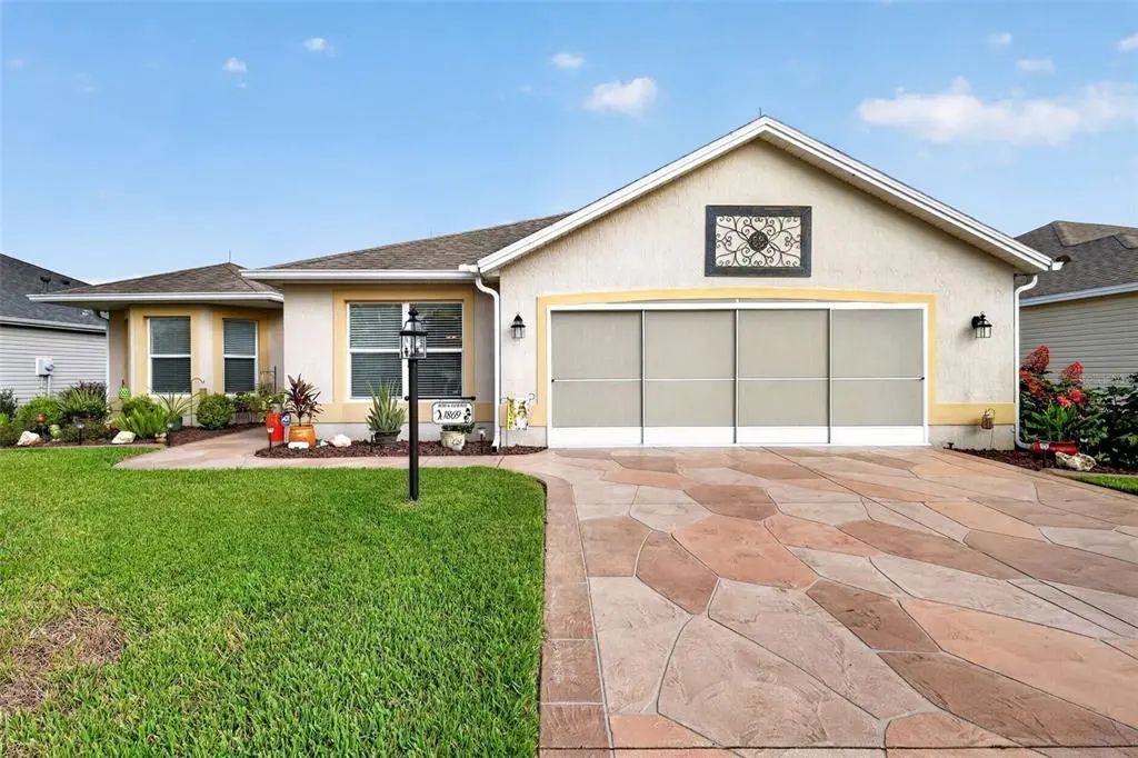 1869 Scarboro Court, THE VILLAGES