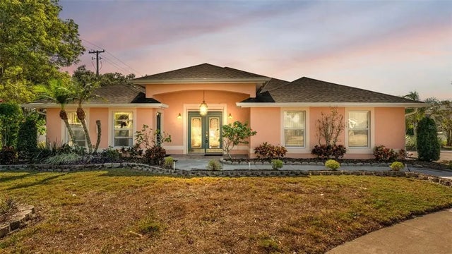 805 Susan Place, BARTOW