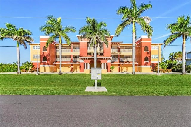 17495 Boca Vista Road 6, PUNTA GORDA