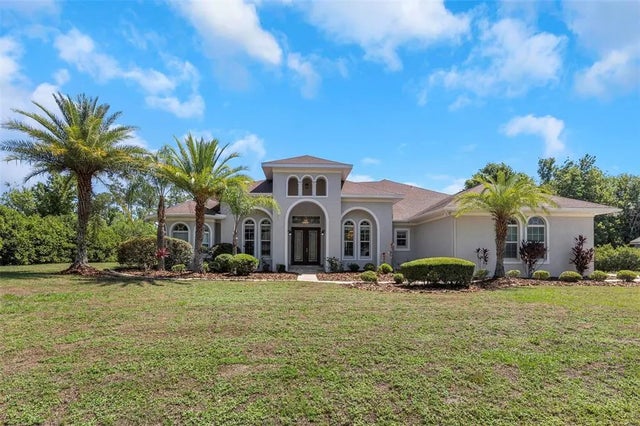 6218 Bridleford Drive, WESLEY CHAPEL