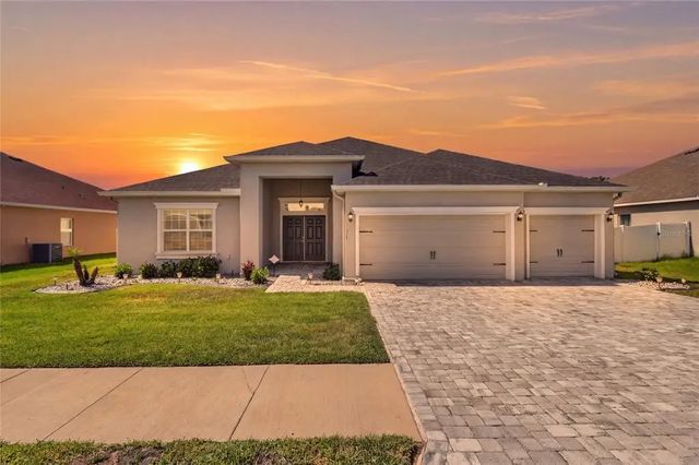 319 Travelers Creek Drive, AUBURNDALE
