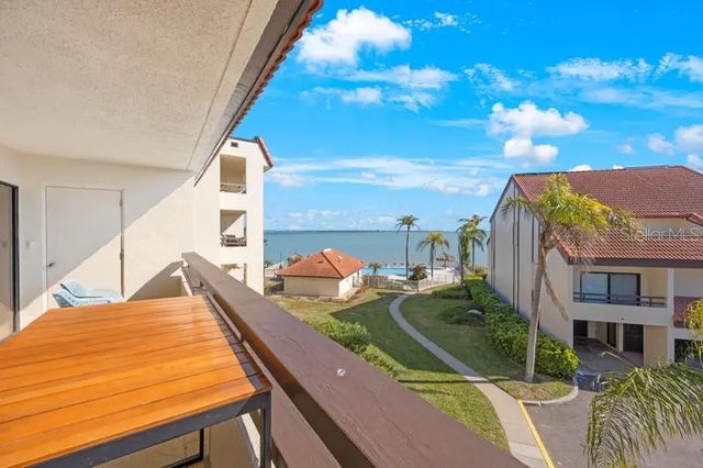 103 1st Street E 216, TIERRA VERDE