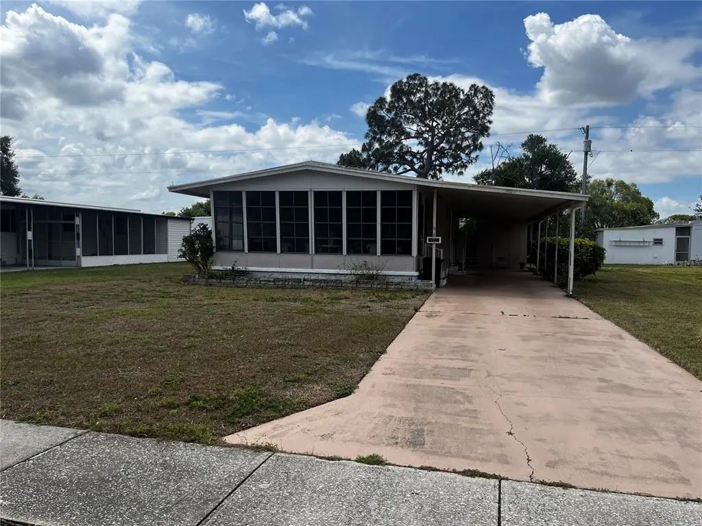 192 Philadelphia Boulevard 9, PALM HARBOR