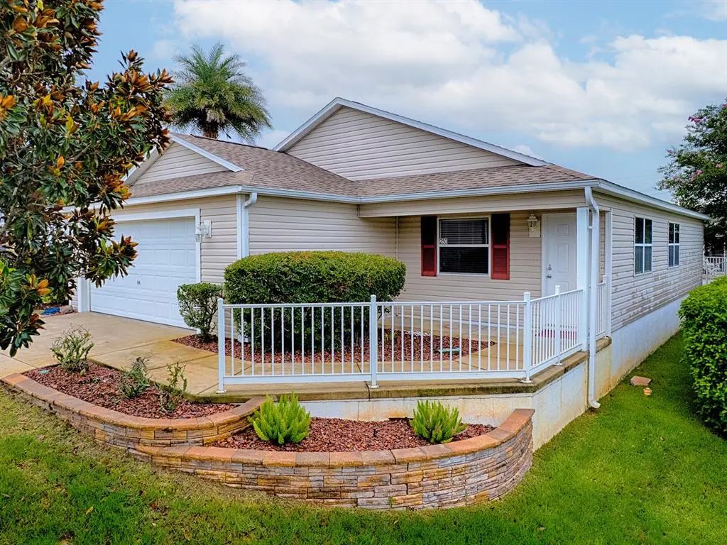250 Arbella Loop, THE VILLAGES