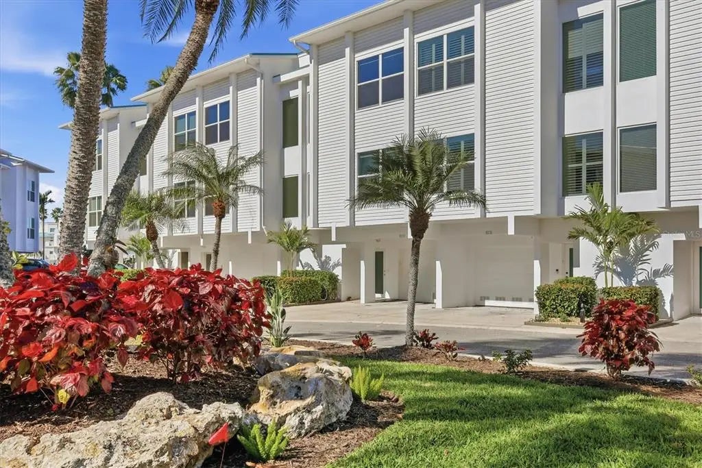 Photo of Listing #D6143596